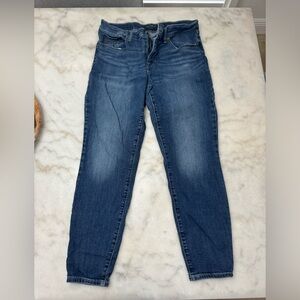 Lucky Brand Mid Rise Skinny Ava Jean
